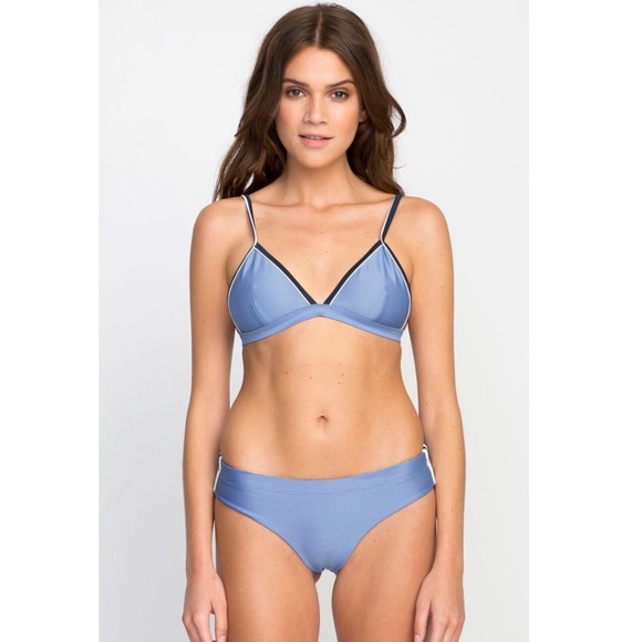 NWT RVCA Throwback Triangle Bikini Set - Picture 3 of 6